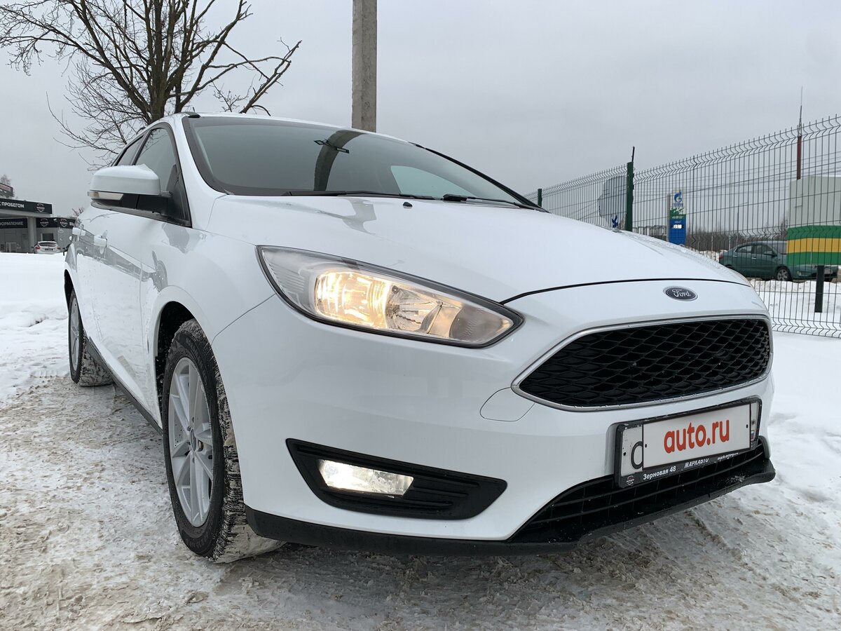 2015 Ford Focus III Рестайлинг, белый, 780000 рублей