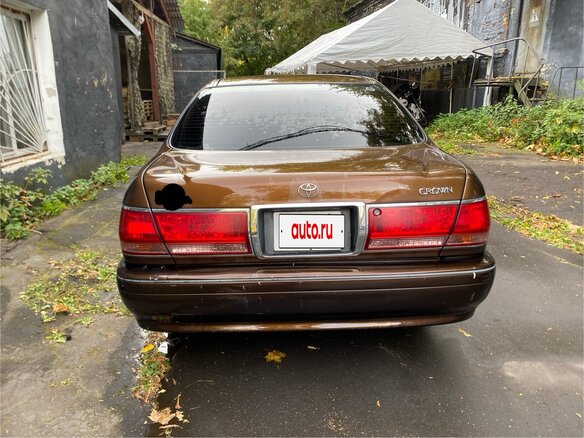 2000 Toyota Crown XI (S170), коричневый, 700000 рублей - вид 2