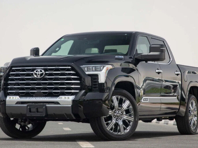 Toyota Tundra Crew Max CrewMax III