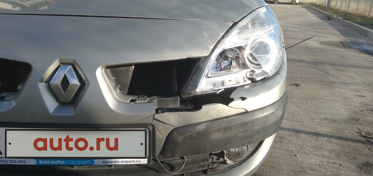 Купить б/у Renault Scenic II Рестайлинг 1.6 MT (115 л.с.) бензин ...