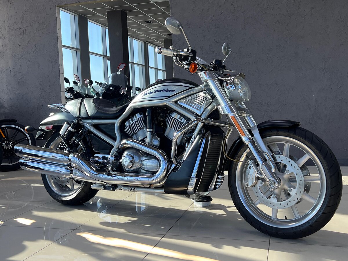 Harley-Davidson Street Rod