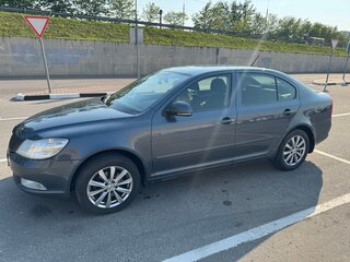 2012 Skoda Octavia II (A5) Рестайлинг, серый, 490000 рублей, вид 1