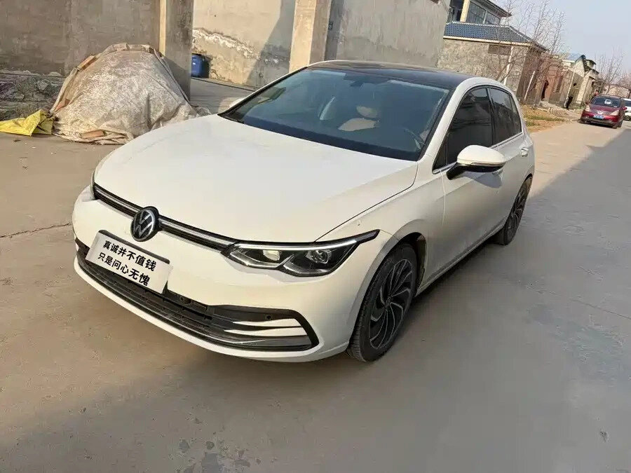 Volkswagen Golf VIII