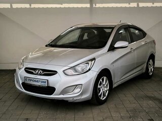 2012 Hyundai Solaris I, серебристый, 490000 рублей, вид 1