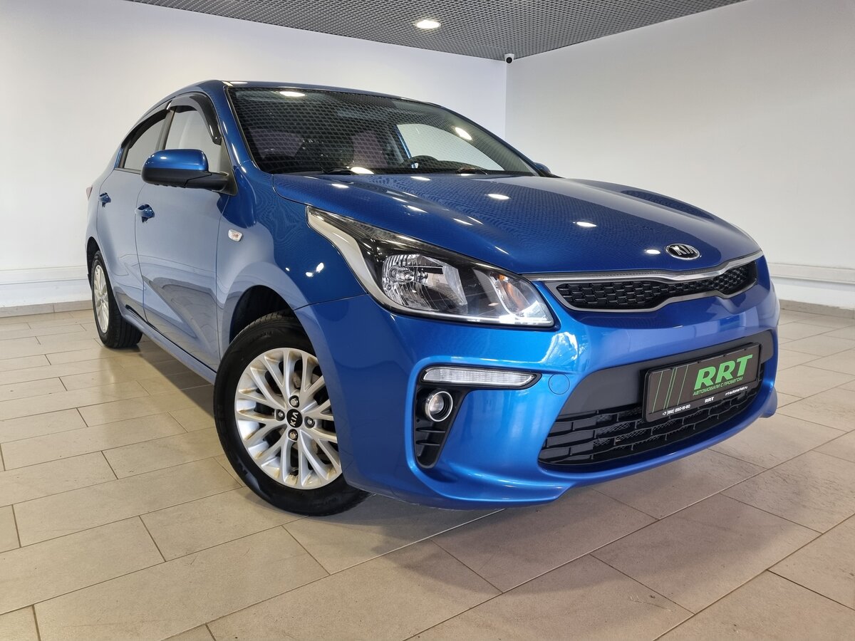 Kia Rio 2018 синий