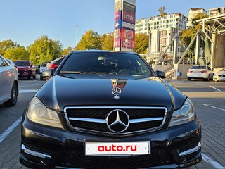 2011 Mercedes-Benz C-Класс 180 BlueEFFICIENCY III (W204) Рестайлинг, чёрный, 1400000 рублей, вид 2