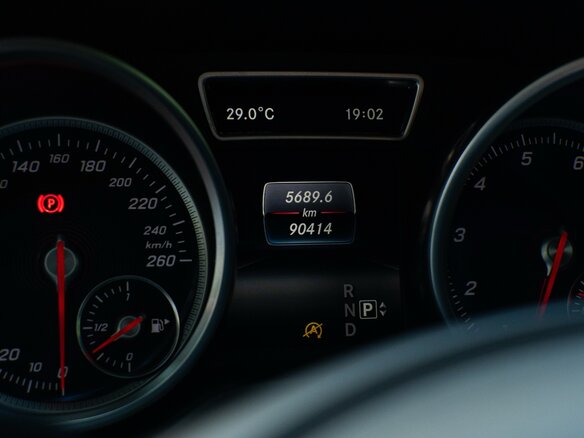 2016 Mercedes-Benz GLE 400 I (W166), синий, 4250000 рублей - вид 13