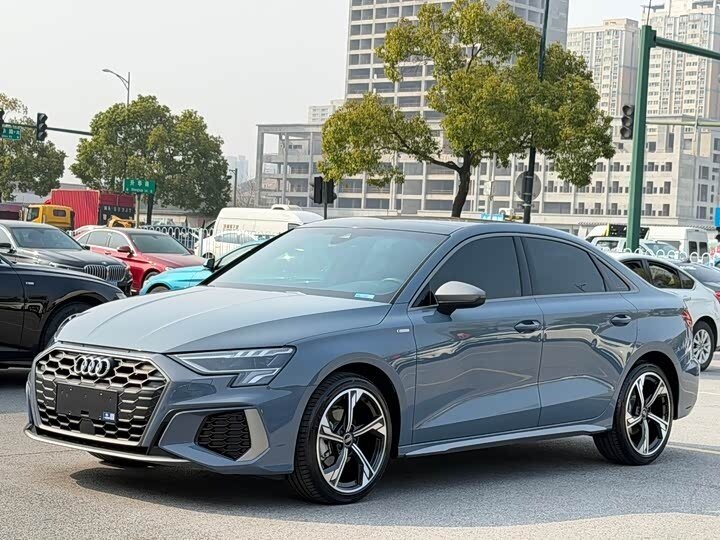Audi A3 35 TFSI IV (8Y)
