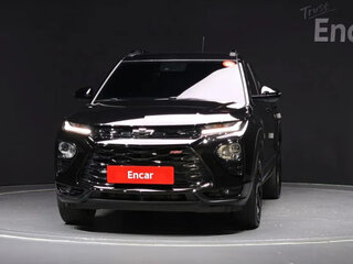 2023 Chevrolet TrailBlazer III Рестайлинг, чёрный, 2111030 рублей, вид 3