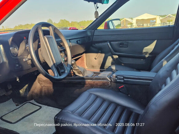 1981 Porsche 924 5-speed, красный, 1750000 рублей - вид 12