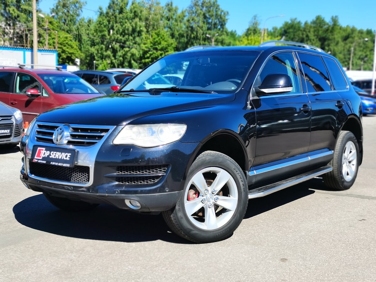 Volkswagen Touareg 2010 черный
