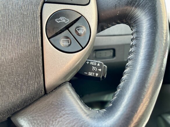 2007 Toyota Prius II Рестайлинг (XW20), серый, 1100000 рублей - вид 23