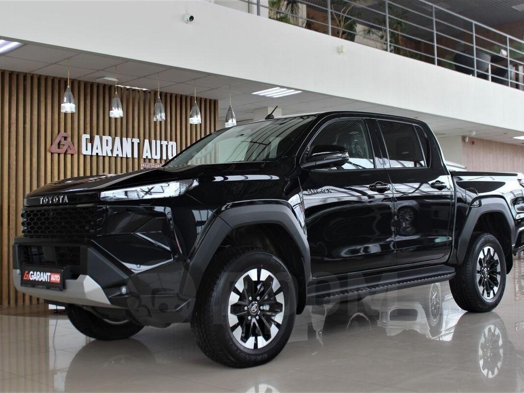 Toyota Hilux IX