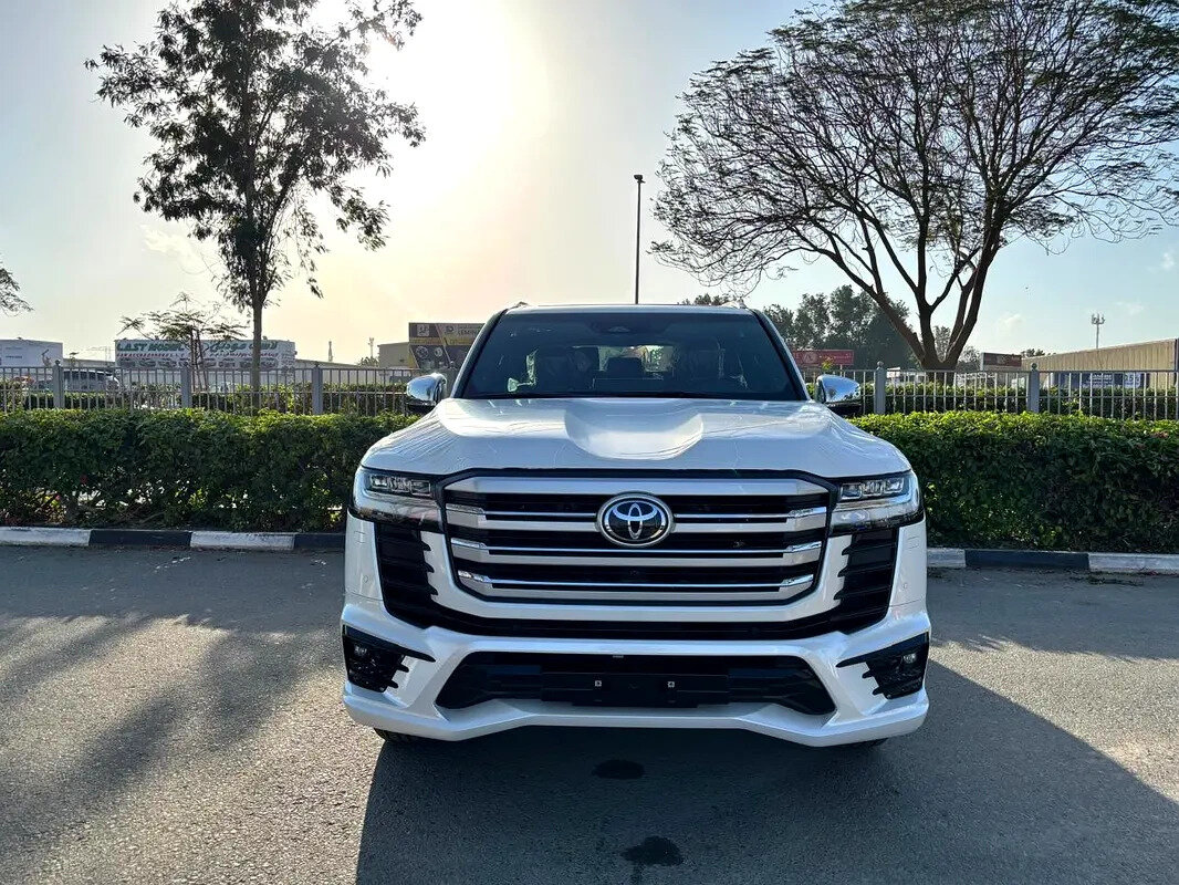 Toyota Land Cruiser 300 Series