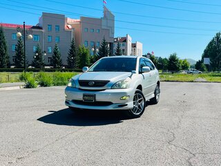 Toyota Harrier II (XU30)