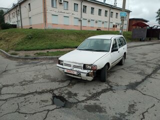 1998 Nissan AD I Рестайлинг, белый, 85000 рублей, вид 1