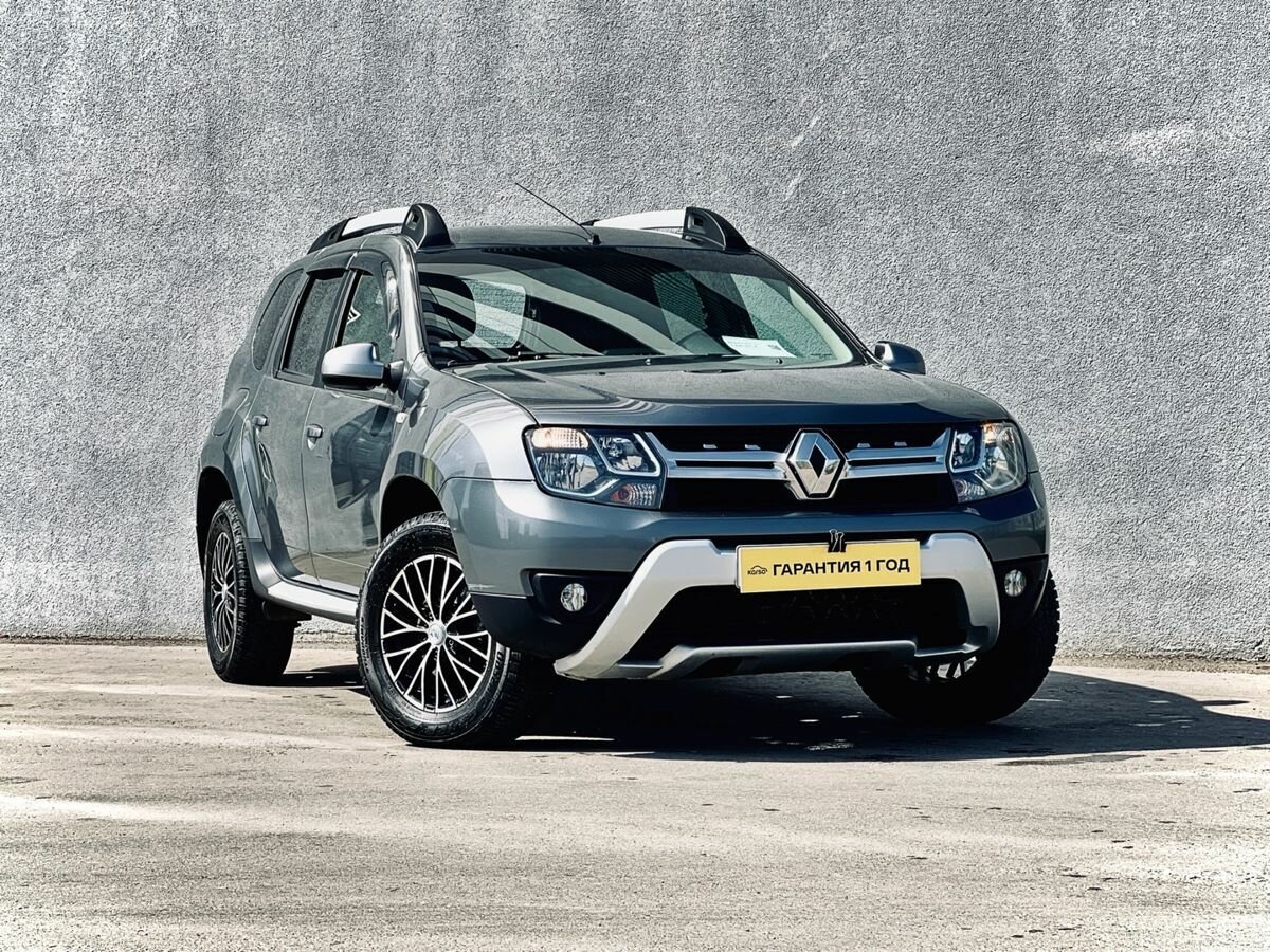 Купить б/у Renault Duster I Рестайлинг 2.0 AT (143 л.с.) 4WD бензин ...