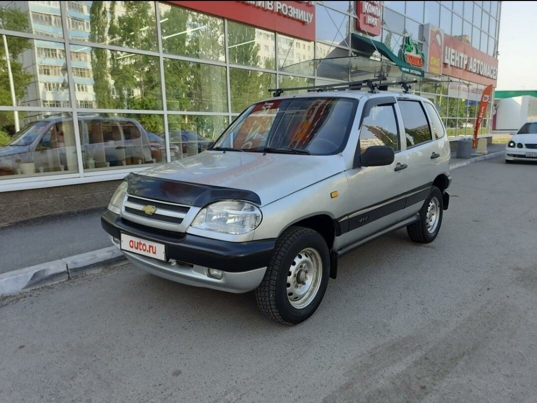 Купить б/у Chevrolet Niva I 1.7 MT (80 л.с.) 4WD бензин механика в Уфе ...
