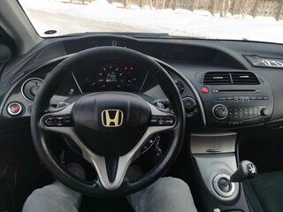 2008 Honda Civic VIII, красный, 380000 рублей, вид 1