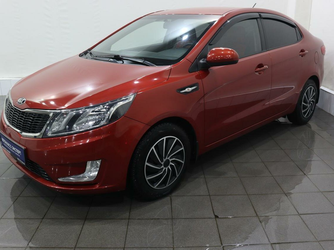 Купить б/у Kia Rio III 5-speed 1.6 MT (123 л.с.) бензин механика в Туле ...