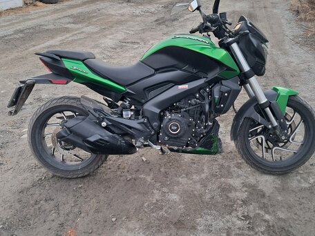 Mileage Dominar 400 Bs6 Specs Bajaj Pulsar Dominar 400 Bs6 2021