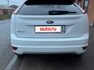 2010 Ford Focus II Рестайлинг, белый, 495000 рублей, вид 3