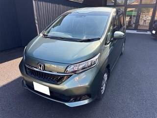 2021 Honda Freed II Рестайлинг, зелёный, 1100000 рублей, вид 3