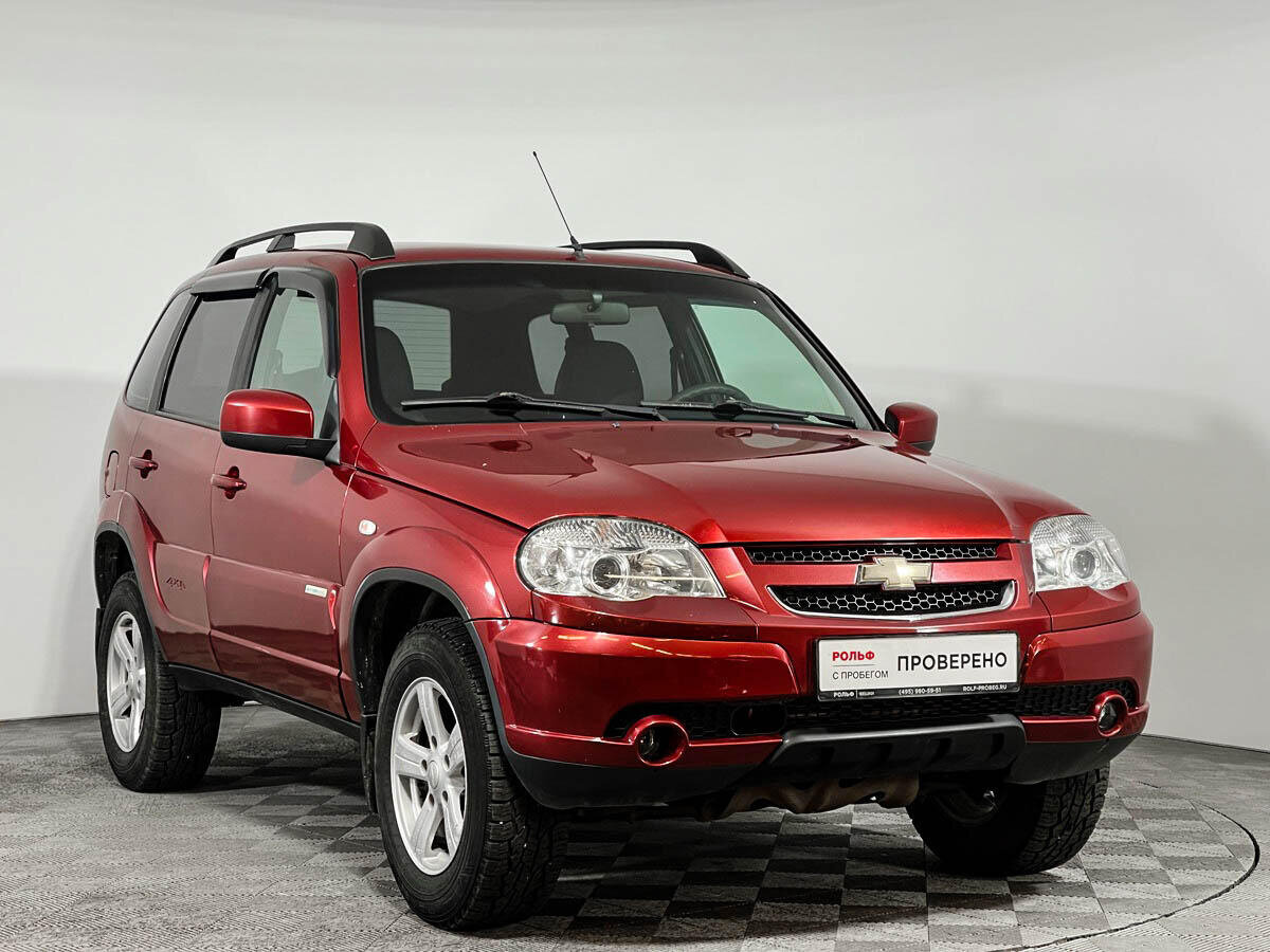 Купить б/у Chevrolet Niva I Рестайлинг 1.7 MT (80 л.с.) 4WD бензин механика в Ту