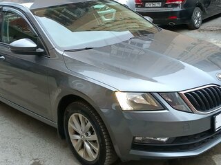 2020 Skoda Octavia III (A7) Рестайлинг, серый, 1300000 рублей, вид 1