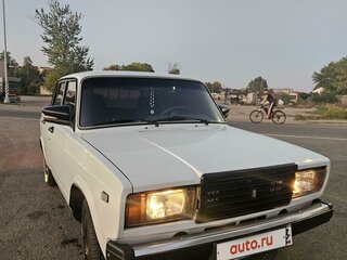2004 Lada (ВАЗ) 2107, белый, 280000 рублей, вид 1
