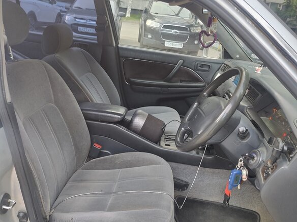 1996 Toyota Crown X (S150), серый, 310000 рублей - вид 6