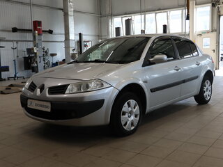 2006 Renault Megane II Рестайлинг, серый, 239990 рублей, вид 1