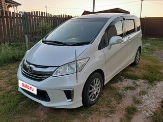 2014 Honda Freed I Рестайлинг 2, белый, 1450000 рублей, вид 1