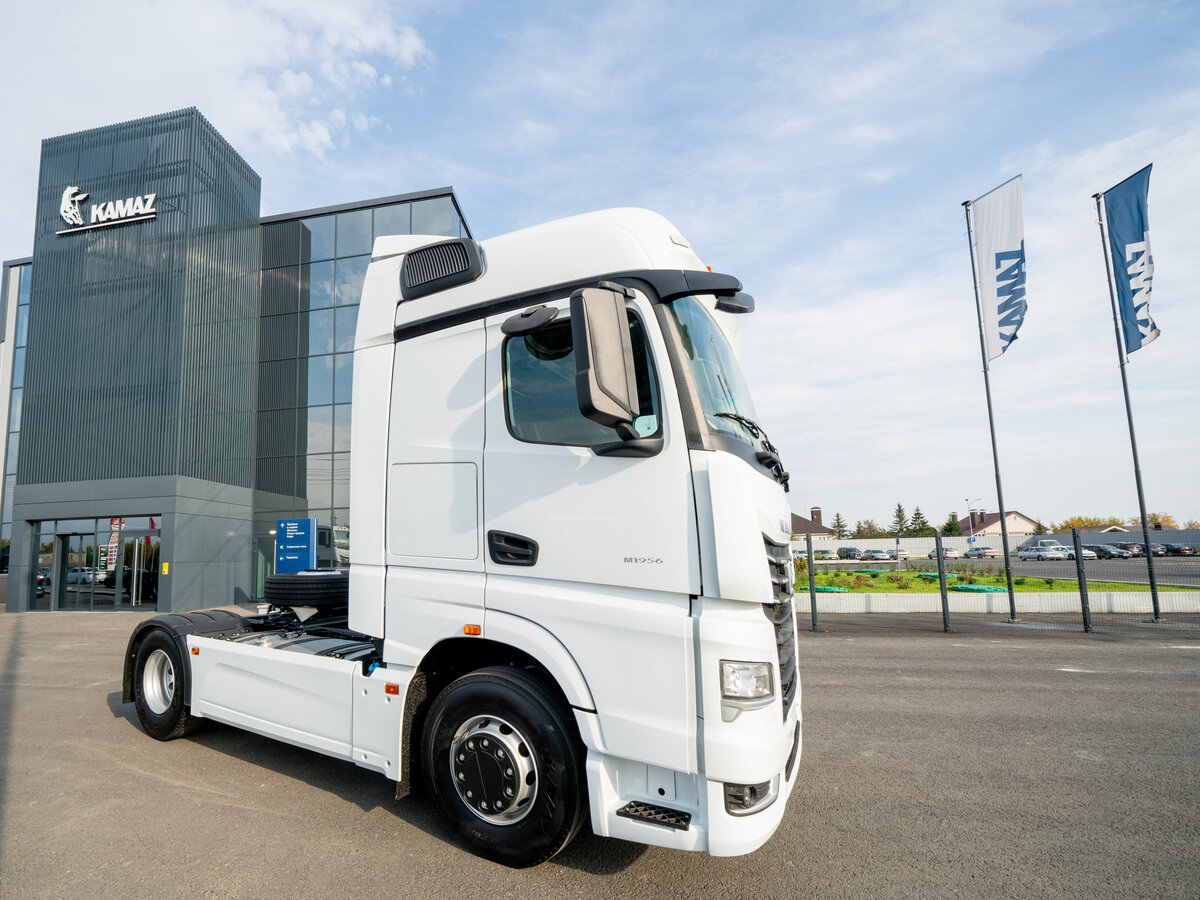 novyj-kamaz-54901 (3)