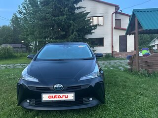 2019 Toyota Prius IV Рестайлинг (XW50), чёрный, 1999999 рублей, вид 1