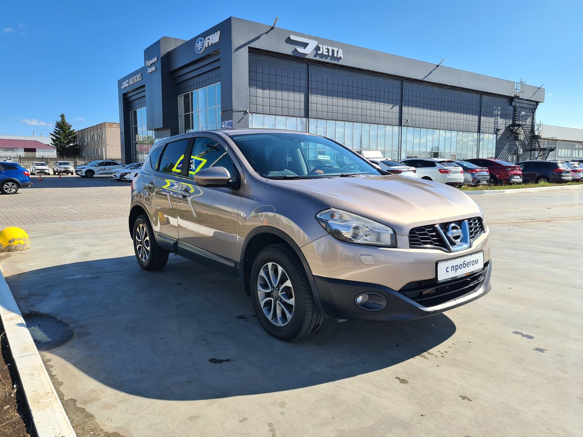 Купить б/у Nissan Qashqai I Рестайлинг 2.0 MT (141 л.с.) 4WD бензин ...