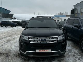 2018 Ford Explorer V Рестайлинг 2, чёрный, 2100000 рублей, вид 1