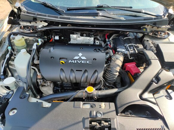 2008 Mitsubishi Lancer X, бежевый, 900000 рублей - вид 13