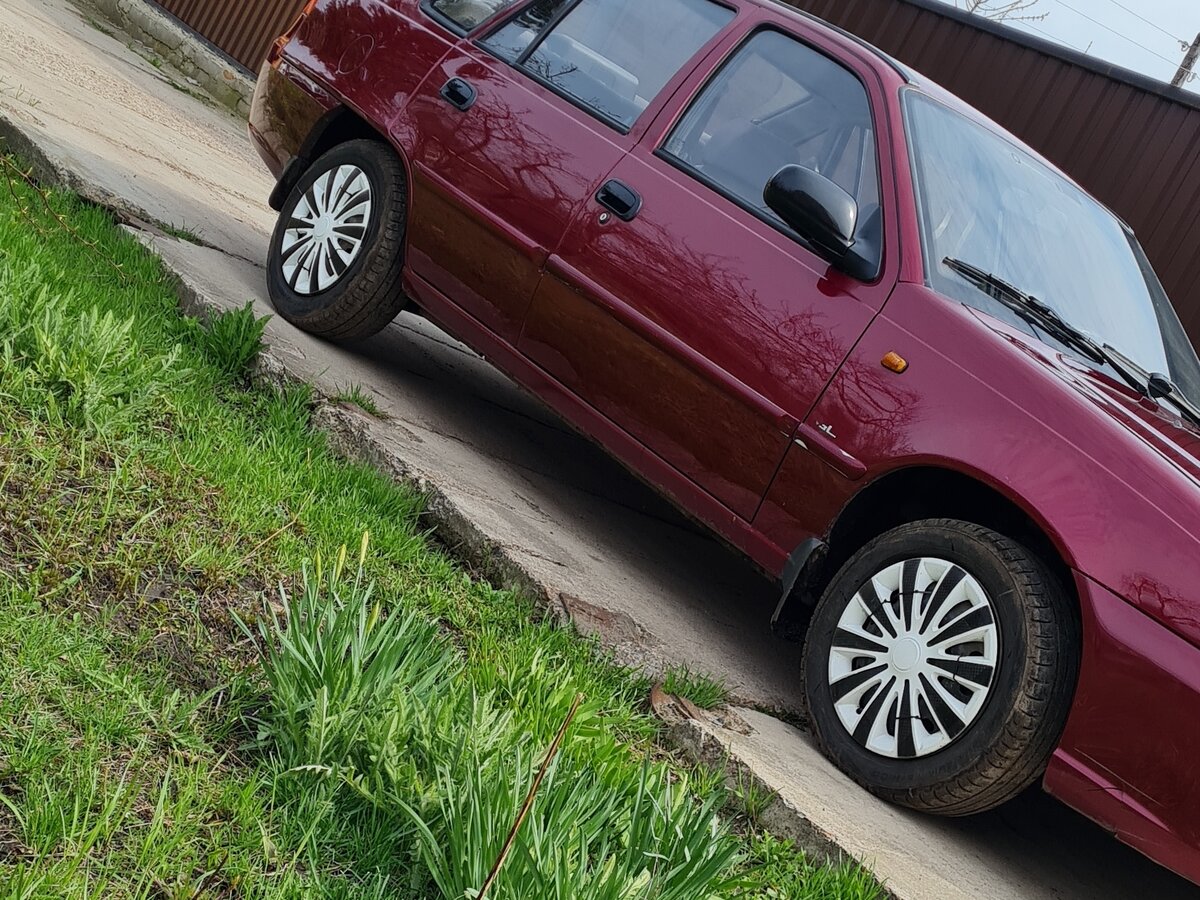 Купить б/у Daewoo Nexia I Рестайлинг 1.6 MT (109 л.с.) бензин механика ...