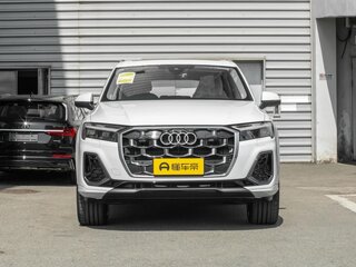 2025 Audi Q7 55 TFSI II (4M) Рестайлинг 2, белый, 13100000 рублей, вид 3