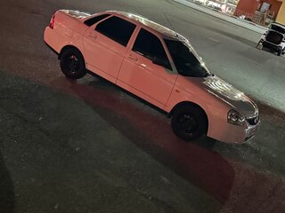 2017 Lada (ВАЗ) Priora I Рестайлинг, белый, 850000 рублей, вид 1