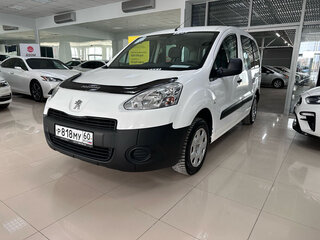2013 Peugeot Partner II Рестайлинг, белый, 800000 рублей, вид 1