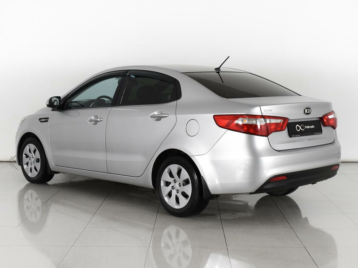 Kia Rio 1 4 107 л с
