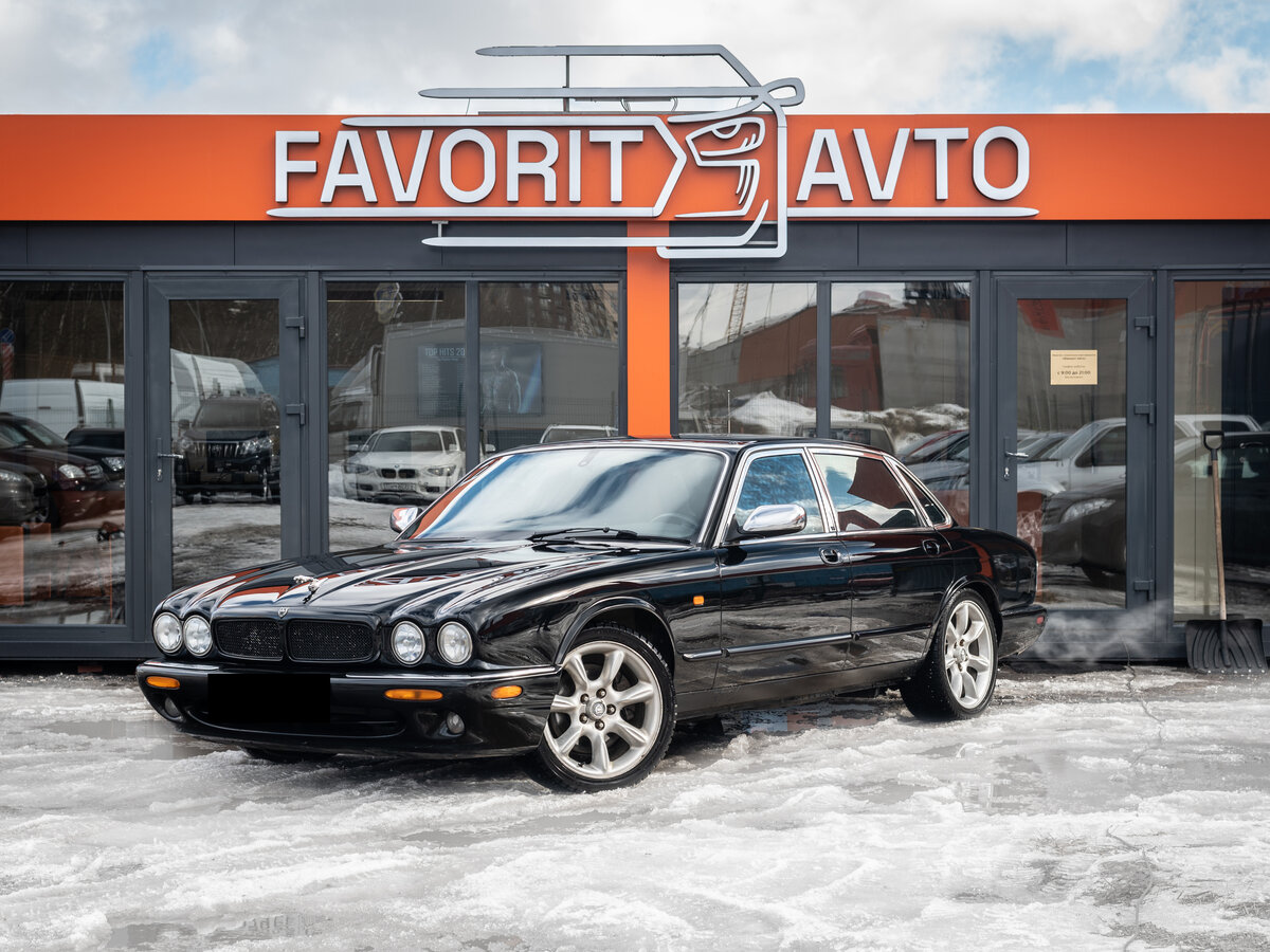 Купить б/у Jaguar XJR II (X308) 4.0 AT (375 л.с.) бензин автомат в ...