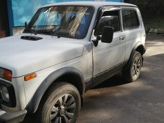 2003 Lada (ВАЗ) 2121 (4x4) I Рестайлинг, белый, 300000 рублей, вид 1