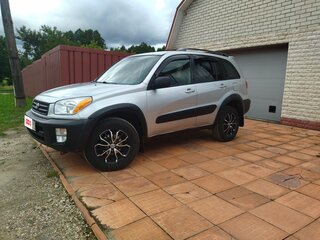 2002 Toyota RAV4 II (XA20), серебристый, 535000 рублей, вид 1