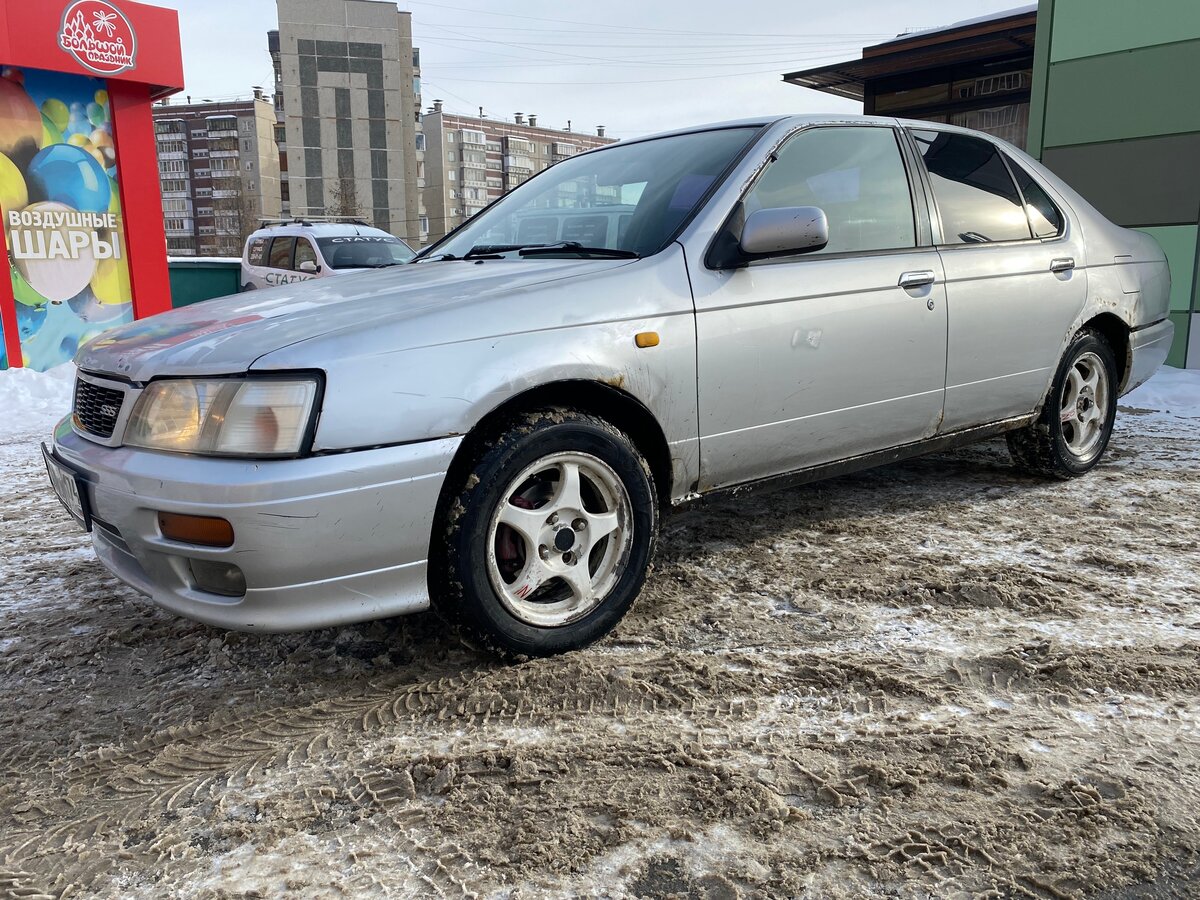 Ниссан японец машина 98г