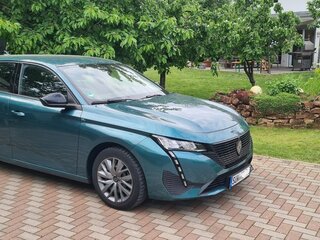 2022 Peugeot 308 III, зелёный, 1650000 рублей, вид 1