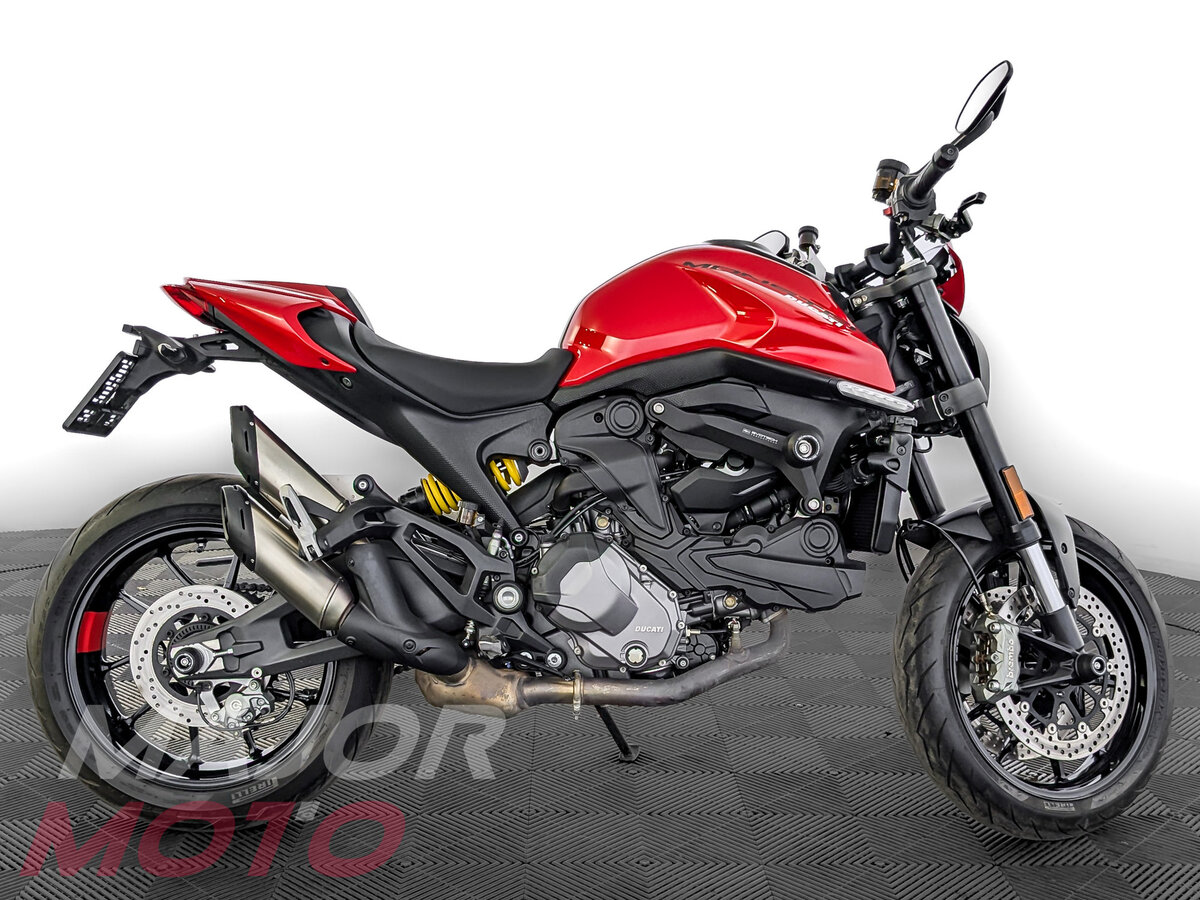Ducati Monster 937
