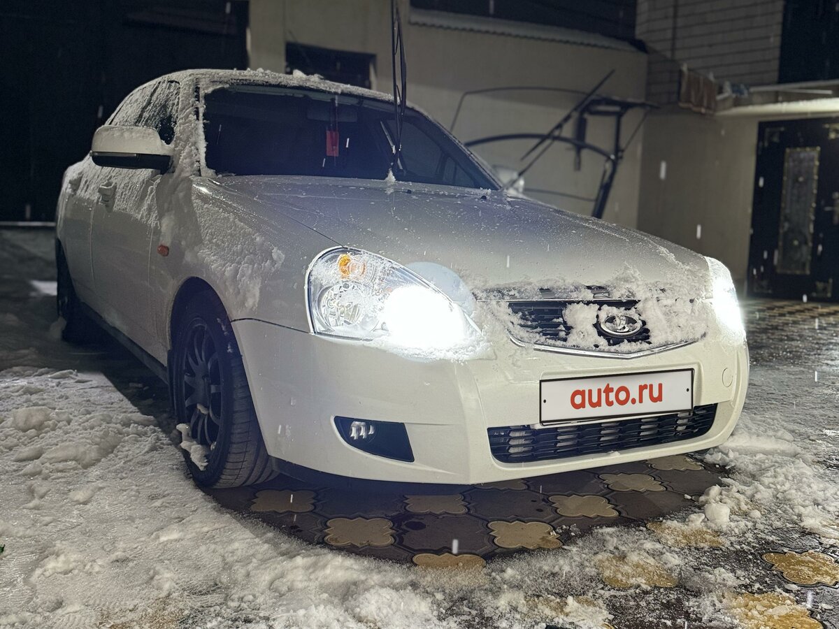 Купить б/у Lada (ВАЗ) Priora I Рестайлинг 1.6 MT (106 л.с.) бензин ...